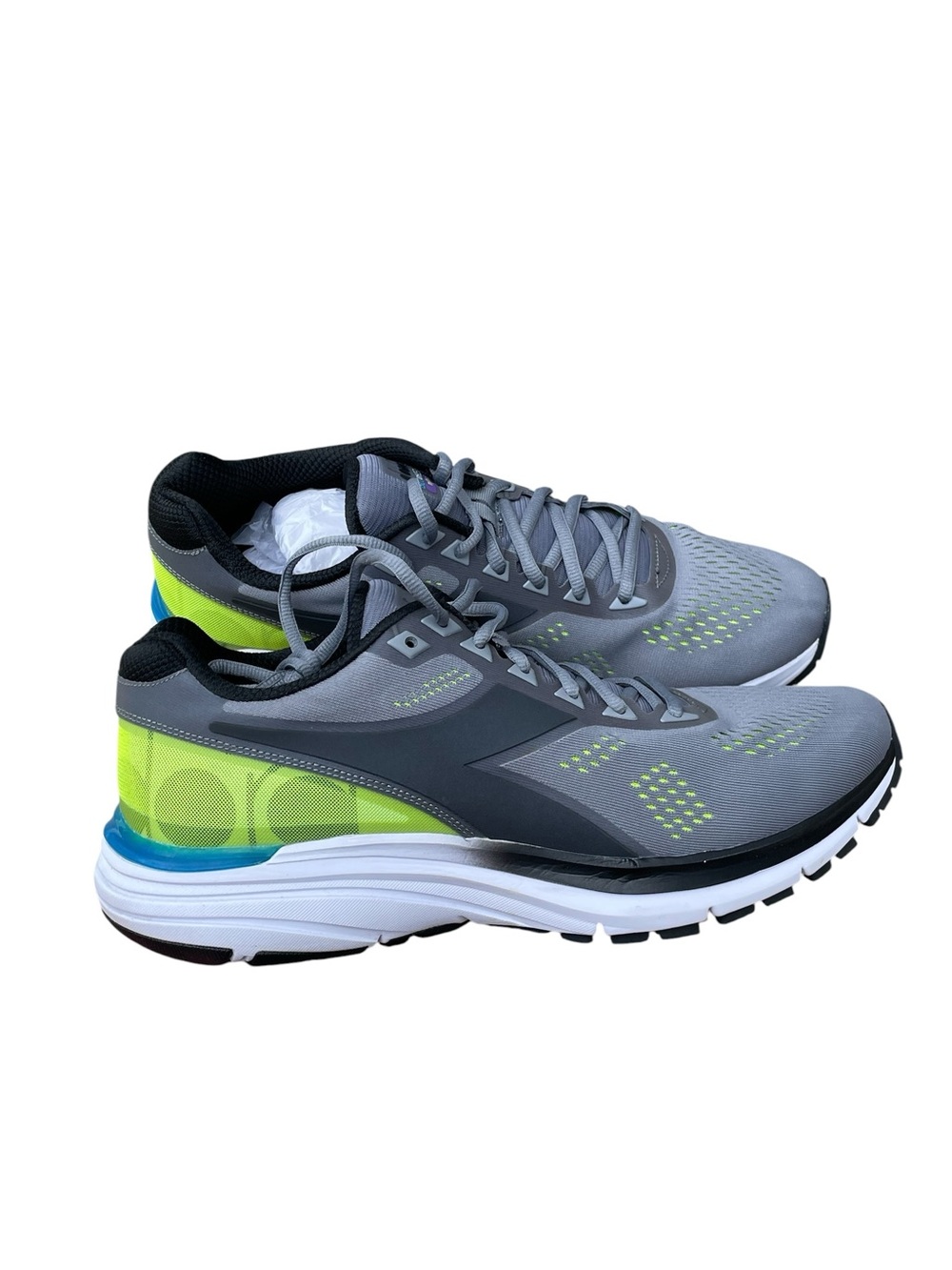 Diadora Mythos Blushield 5 Sneakers, Steel Grey/Black/Volt, Size 12.5, NWOT